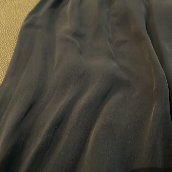 Mason silk navy blouse size 2 - Picture 2 of 8